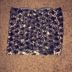 EXPRESS SEQUENCE SKIRT